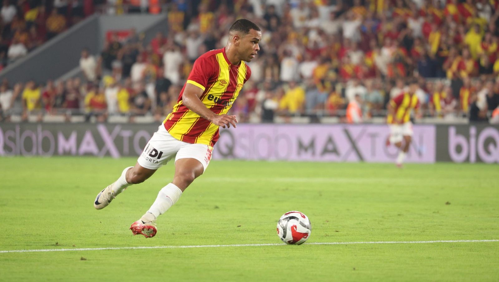 goztepede juan hasret dindirecek 7iAbHDnK