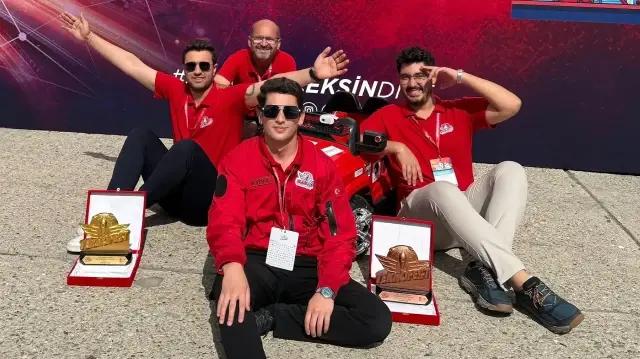 ostimli ogrencilerin gelistirdigi kartalgoz teknofestte akilli ulasim kategorisinde birinci oldu xB73th54