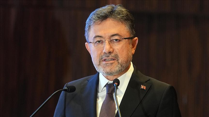 bakan yumakli temaslarda bulunmak uzere yarin cine gidecek RSQPu6Yf.jpg