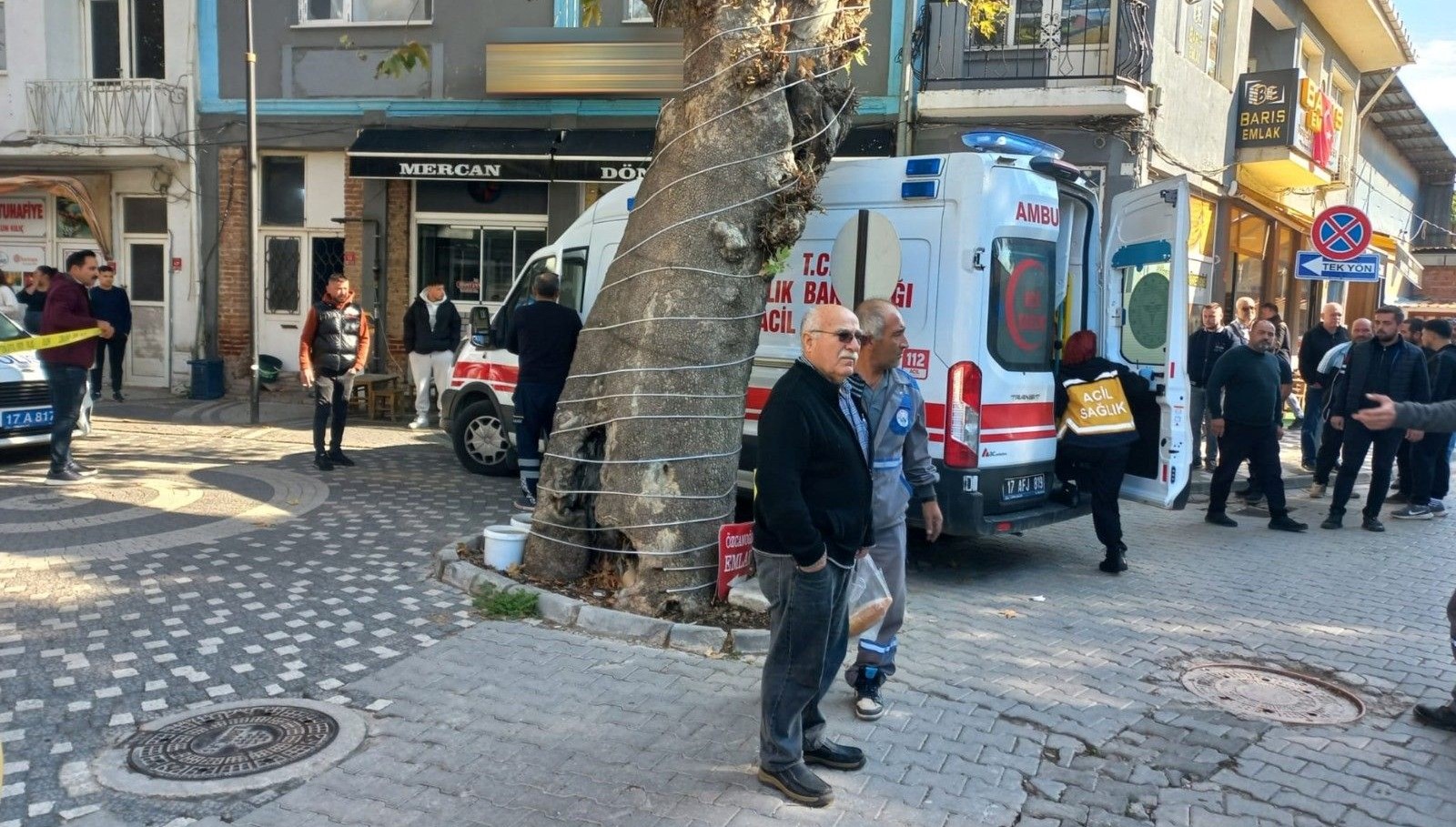 esini is yerinde tufekle vurarak oldurdu rNrsUEwt