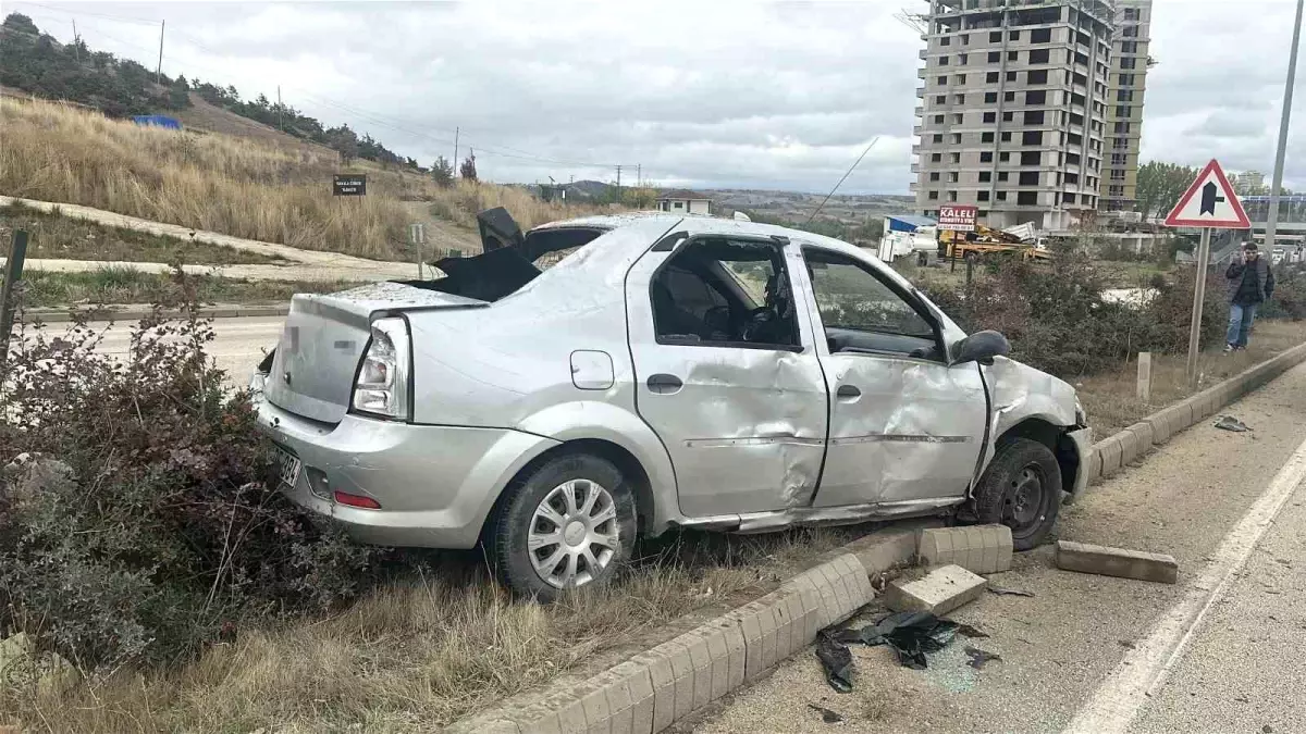 kastamonuda takla atan otomobilde 2 yarali 2NtaMIlU.jpg