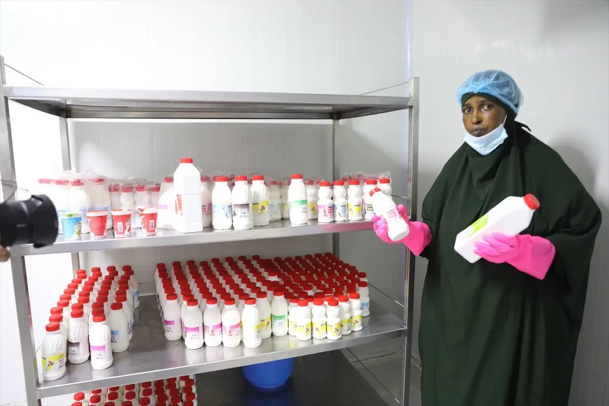 somali kadinlari gucleniyor Vku6Ls84