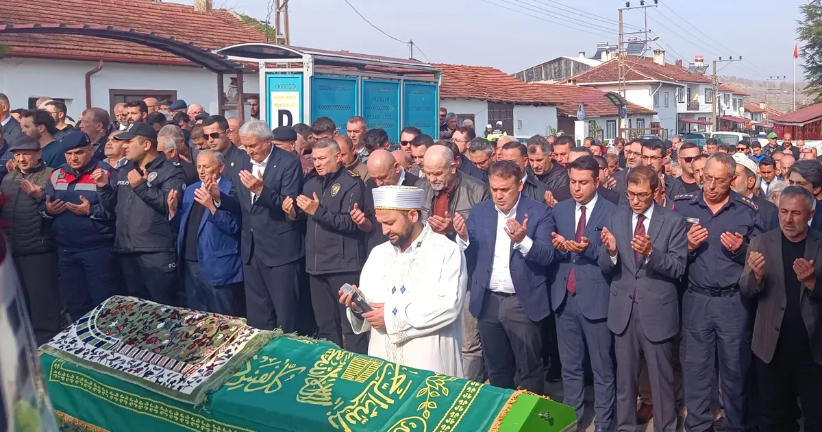 kinikin efsane comlek ustasi salim yasara son veda zdABEGgh.webp