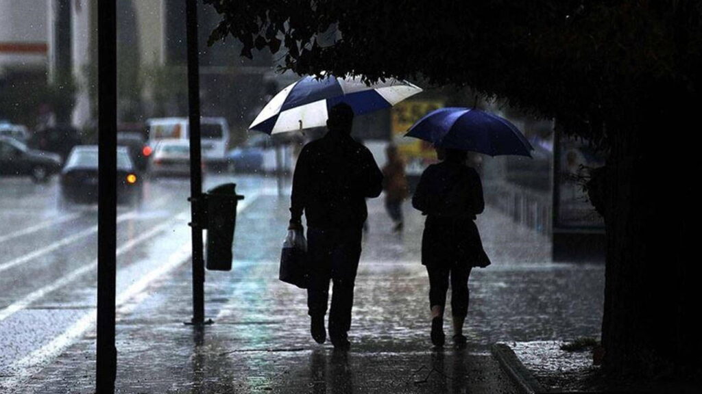 İstanbul’da Ani Hava Değişiklikleri: Yarın Dikkatli Olun!