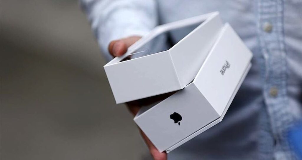 Apple, iPhone 15 ve 16 Kullanıcılarına 250 Milyon Dolar Tazminat Ödeyecek