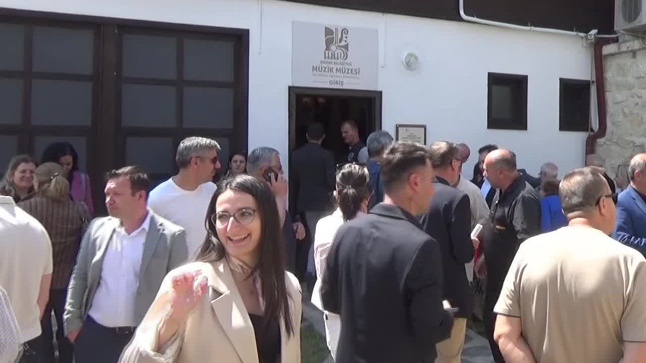 Edirne’de Müzeler Haftası Kapsamında Müzik Müzesi ve Zeki Bülent Ağcabay Koleksiyonu Açıldı