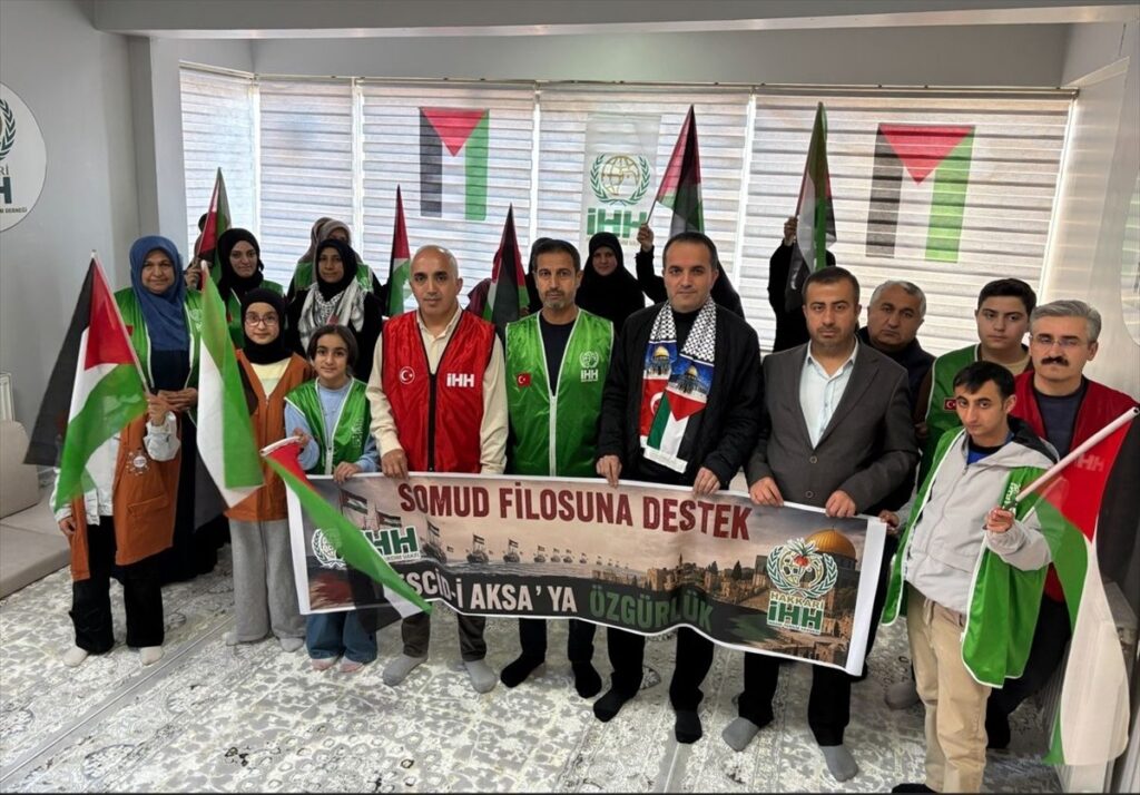 İHH Hakkari Şubesi’nden İsrail’in Sumud Filosu’na Yönelik Saldırılara Sert Tepki