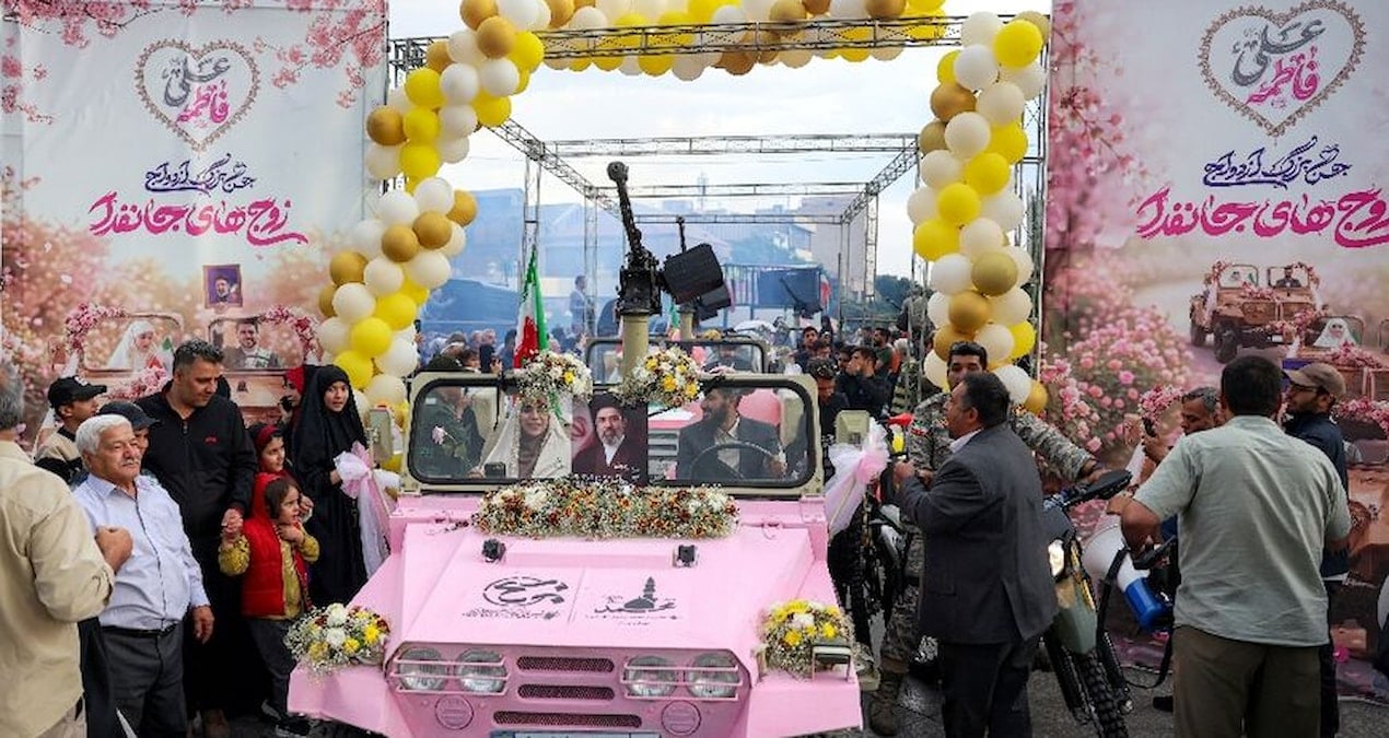İran’da ABD Tehditlerine Rağmen Savaş Öncesi Düğün Törenleri Düzenlendi