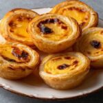 Portekiz’in İkonik Tatlısı Pastel de Nata: Evde Kolayca Yapılabilir ve Harika Bir Lezzet!