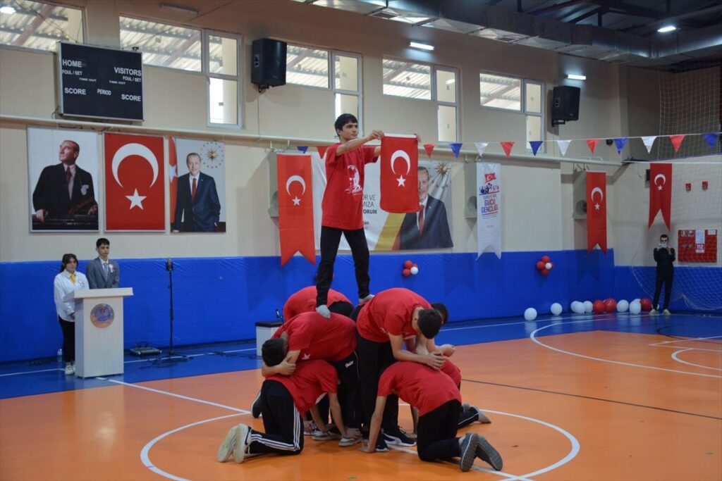 Tokat’ta 19 Mayıs Atatürk’ü Anma, Gençlik ve Spor Bayramı Coşkuyla Gerçekleştirildi