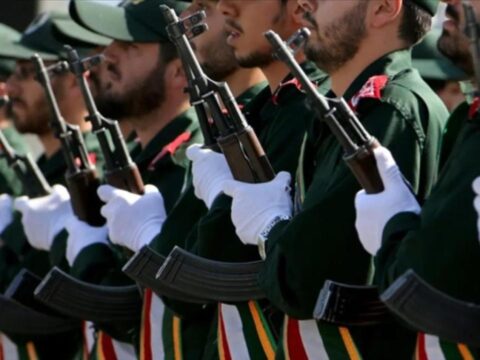 Irandan bahreyn ve kuveytteki abd hedeflerine es zamanli saldiri 7FkgFeBC