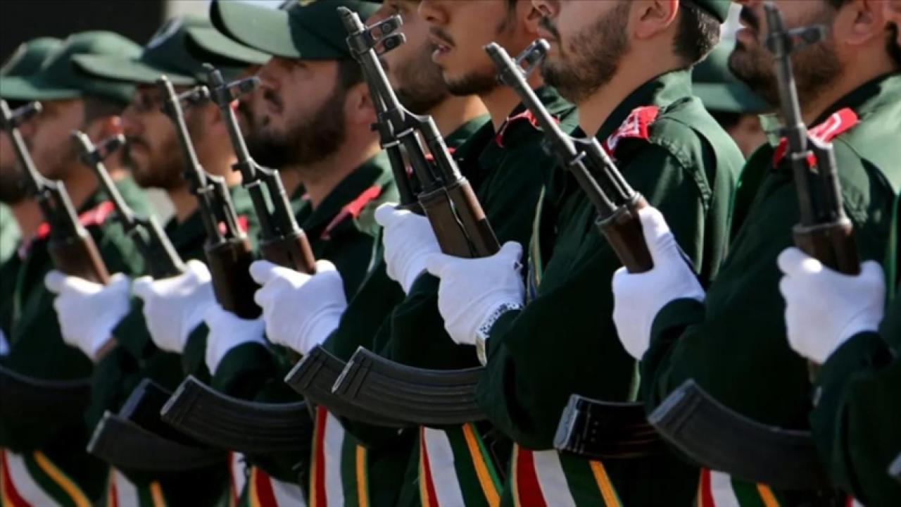 Irandan bahreyn ve kuveytteki abd hedeflerine es zamanli saldiri 7FkgFeBC